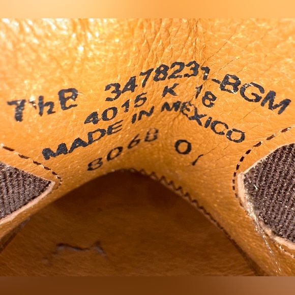 FRYE Billy Tan Suede Shootie. Women’s Size 7.5. Slip-on bootie. Western, Boho - Picture 9 of 12